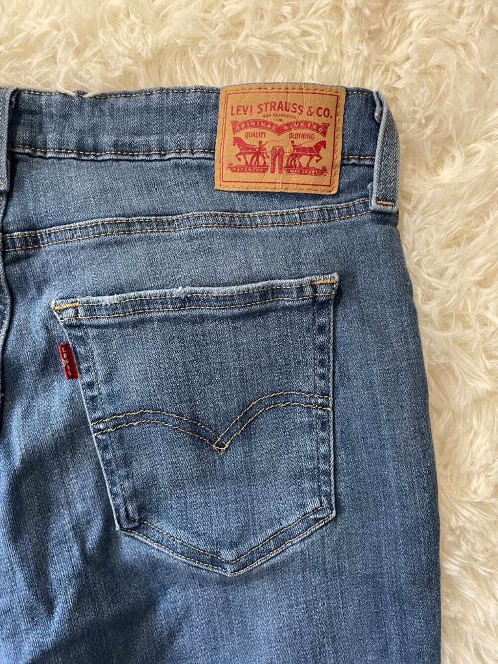 Levi's 726 High Rise Flare Jeans in Medium Blue Wash - Picture 7 of 11
